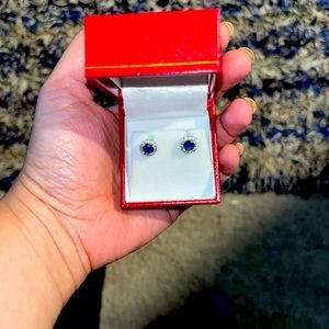 Sapphire and zircona earrings